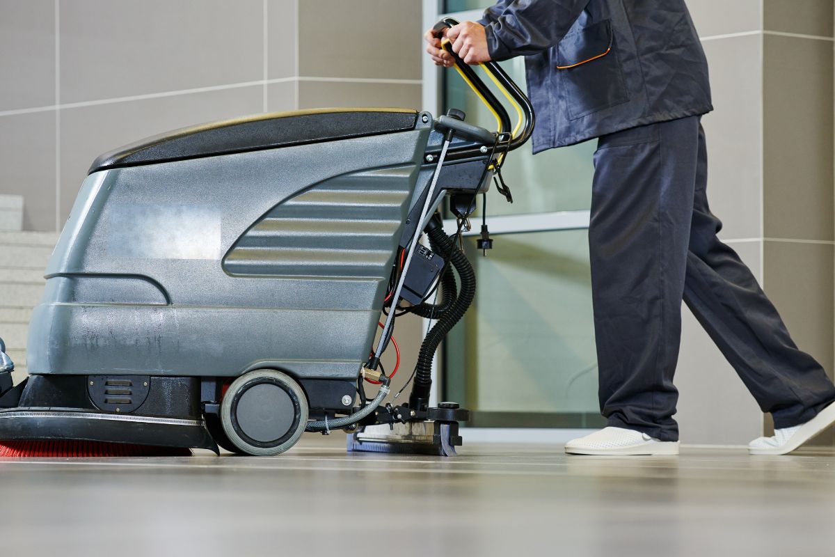 Floor Cleaning Machine