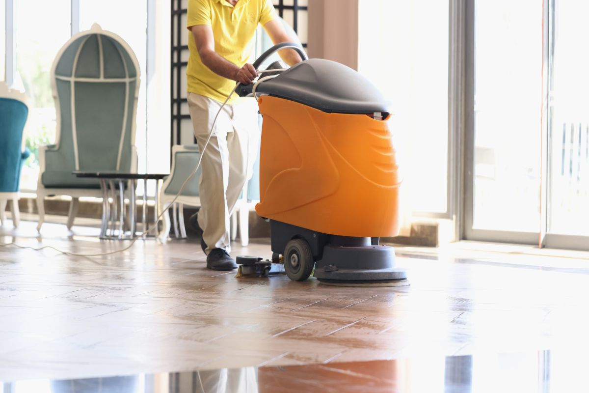 Floor Cleaning Machine